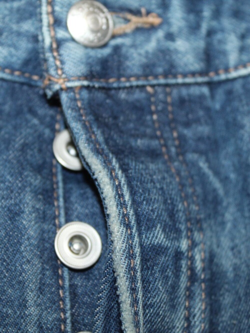 Madewell Straight-Leg Jeans in Medium Blue Wash - Picture 8 of 12